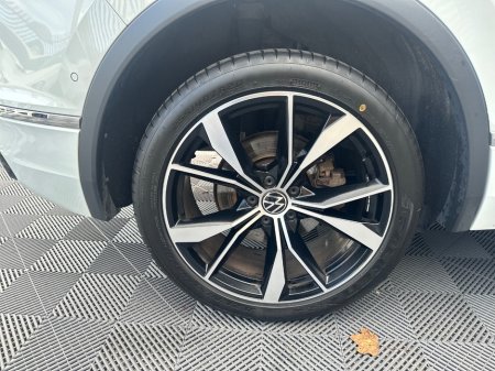 2023 Volkswagen Tiguan - photo 14