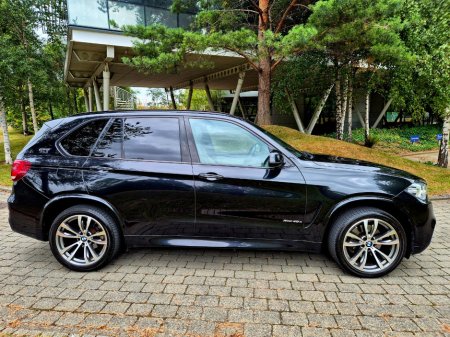 2017 BMW X5 - photo 3