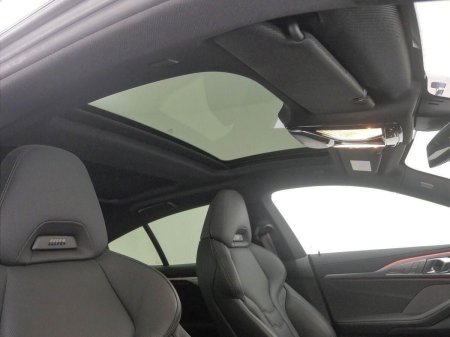 2025 BMW 8-Series - photo 26
