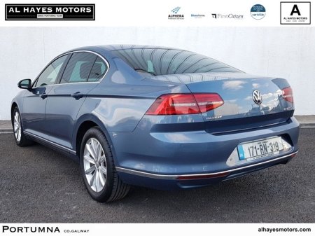 2017 Volkswagen Passat - photo 3