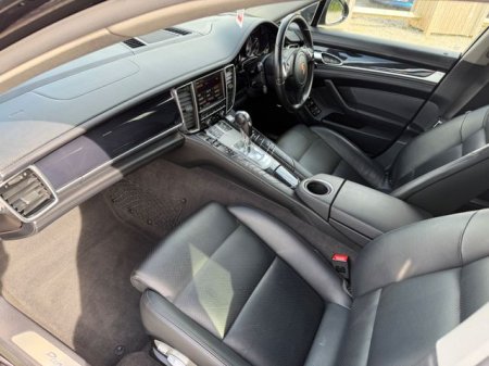 2015 Porsche Panamera - photo 19