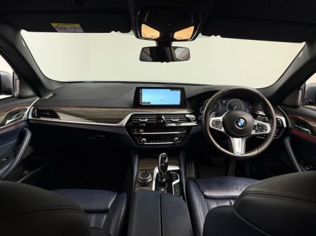 2017 BMW 5-Series - photo 14