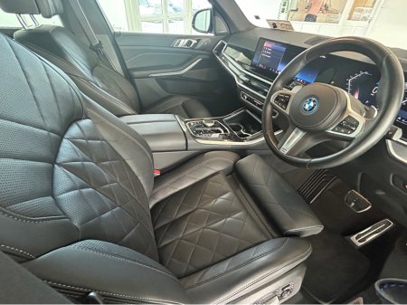 2025 BMW X5 - photo 4