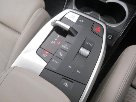 2024 BMW iX1 - photo 10