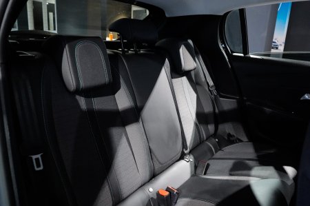 2023 Peugeot 208 - photo 9
