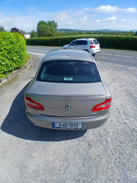 2011 Skoda Superb - photo 9