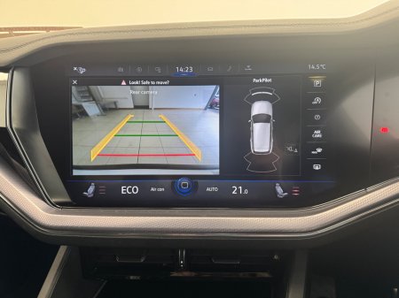 2020 Volkswagen Touareg - photo 15