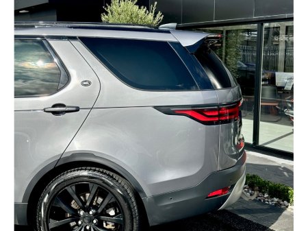 2022 Land Rover Discovery - photo 6