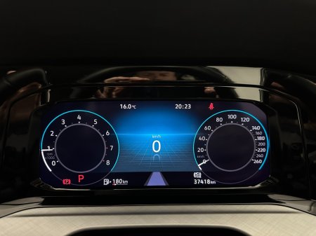 2021 Volkswagen Golf - photo 26