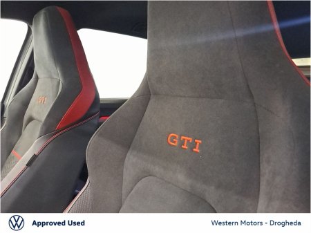 2025 Volkswagen Golf - photo 36
