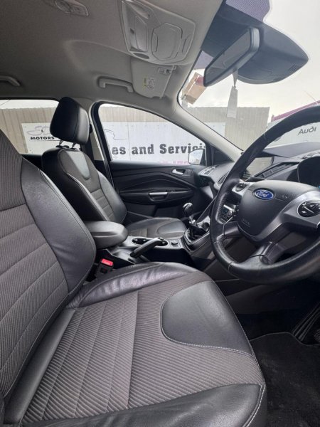 2016 Ford Kuga - photo 2