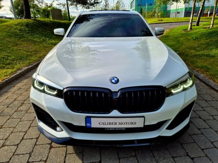 2022 BMW 5-Series - photo 9