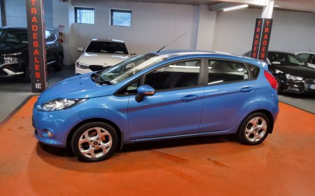 2012 Ford Fiesta - photo 6