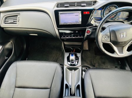 2015 Honda Grace - photo 15