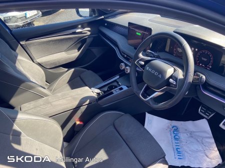 2025 Skoda Superb - photo 8