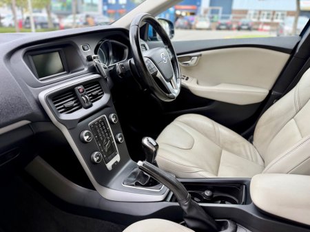 2015 Volvo V40 - photo 16