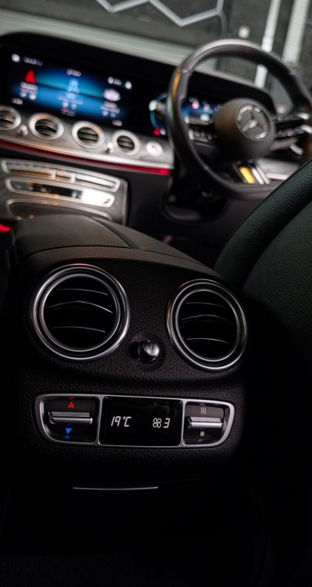 2021 Mercedes-Benz E-Class - photo 30