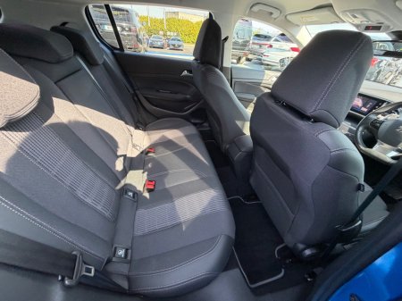 2021 Peugeot 308 - photo 27