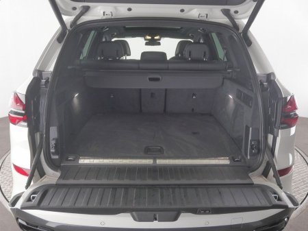 2025 BMW X5 - photo 13