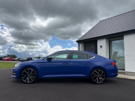 2021 Skoda Superb - photo 2
