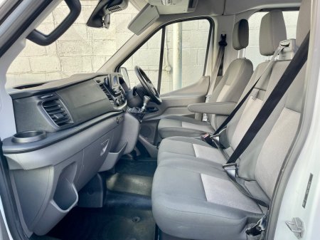 2020 Ford Transit - photo 21