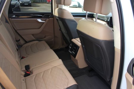 2019 Volkswagen Touareg - photo 13