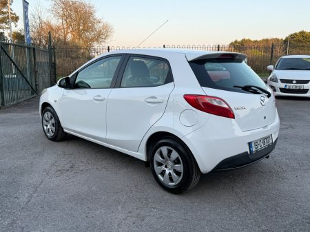2015 Mazda Demio - photo 8