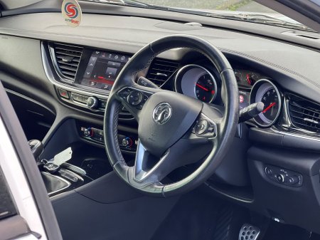 2018 Opel Insignia - photo 14