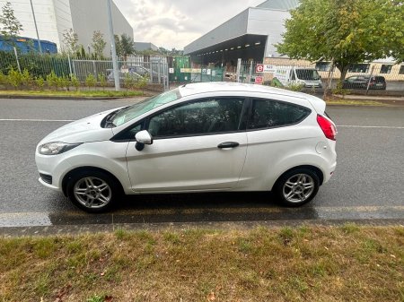 2014 Ford Fiesta - photo 3