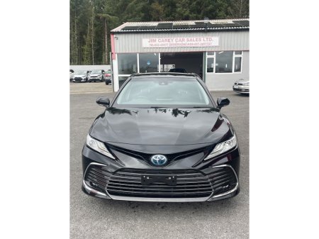 2021 Toyota Camry - photo 2