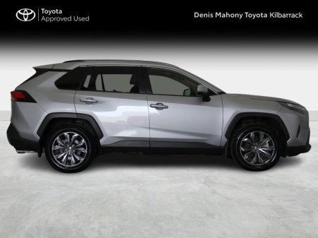 2024 Toyota RAV4 - photo 3