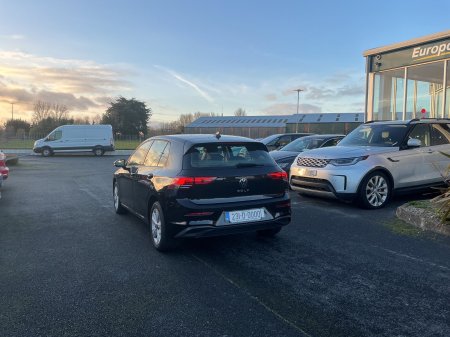 2023 Volkswagen Golf - photo 3