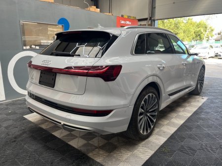 2023 Audi e-tron - photo 3