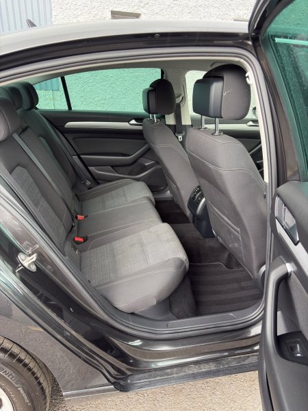 2022 Volkswagen Passat - photo 16
