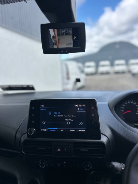 2020 Peugeot Partner - photo 10