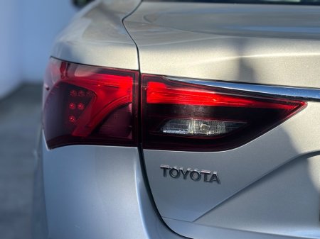 2015 Toyota Avensis - photo 12