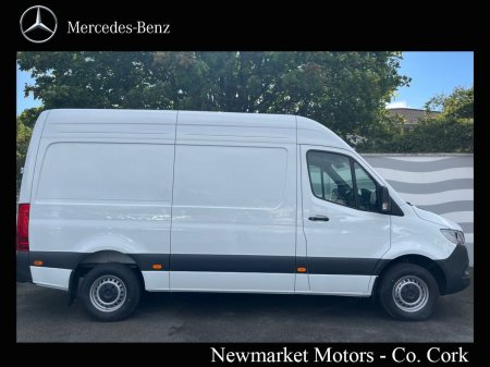 2027 Mercedes-Benz Sprinter - photo 3