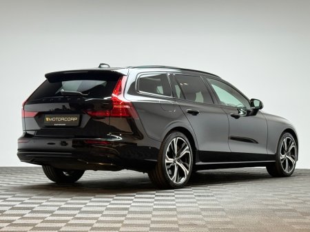 2025 Volvo V60 - photo 7
