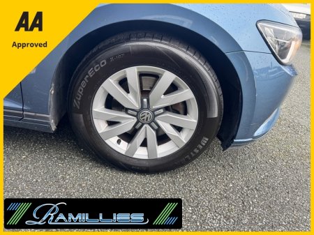 2017 Volkswagen Passat - photo 9