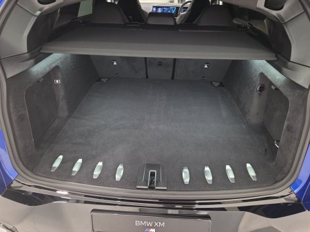 2026 BMW XM - photo 13