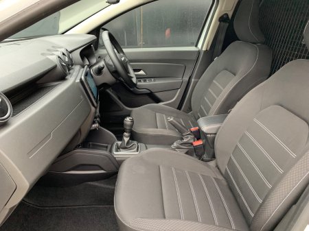 2023 Dacia Duster - photo 12