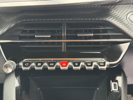 2020 Peugeot 208 - photo 25