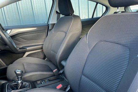 2019 Ford Focus - photo 19