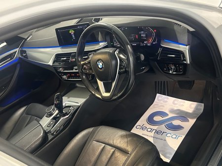 2020 BMW 5-Series - photo 9