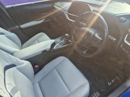 2023 Lexus UX - photo 12