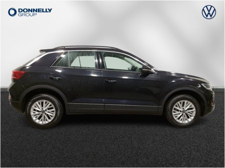 2022 Volkswagen T-Roc - photo 4