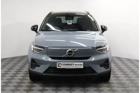 2023 Volvo XC40 - photo 2