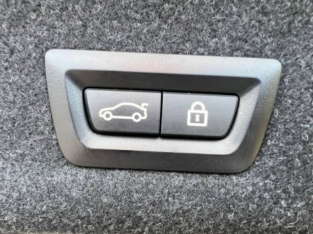 2022 BMW 3-Series - photo 14