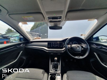 2023 Skoda Octavia - photo 2