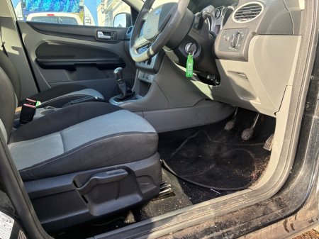 2011 Ford Focus - photo 11